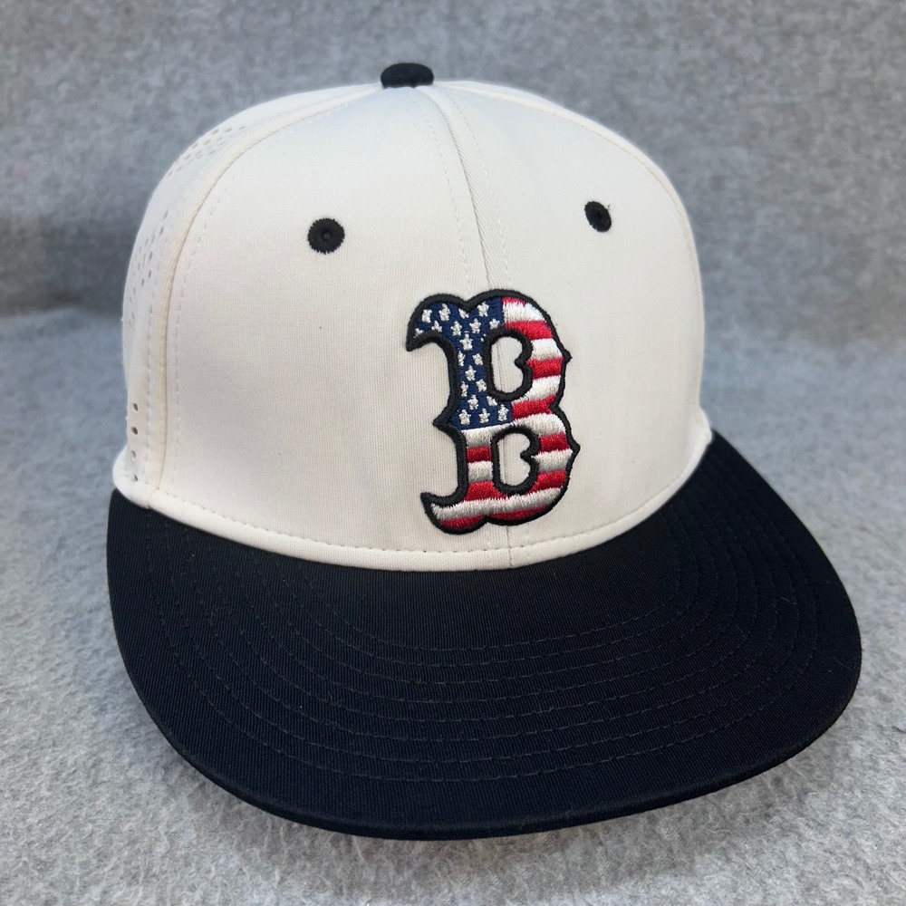 USA Flag B Logo Mens White OC Sports Baseball Cap Perforated Flat Brim Hat S/M